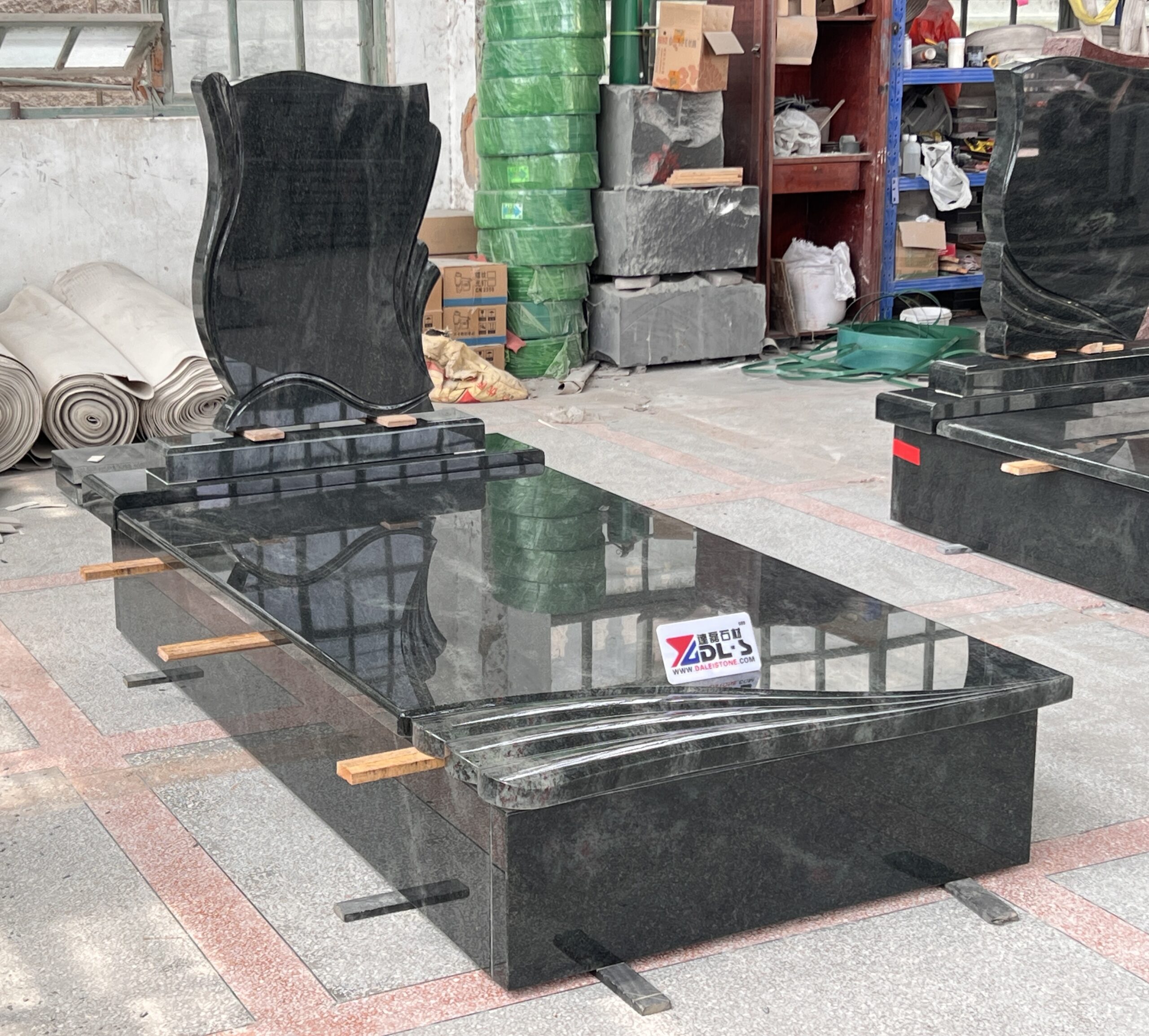 Tropical Green Granite Tombstone with Curved Design 2
