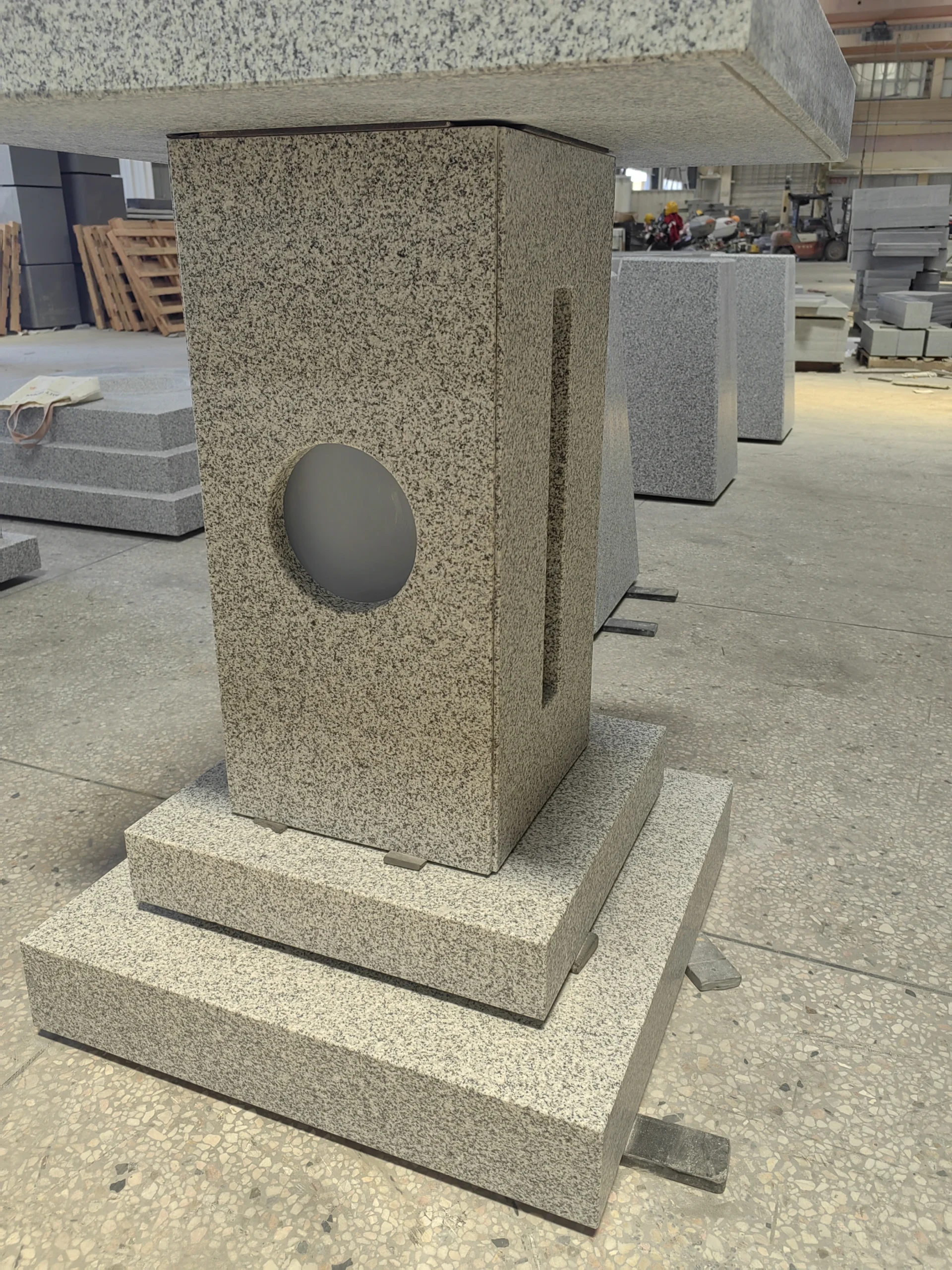 G603 Granite Memorial Lantern for Cemetery Decor 6